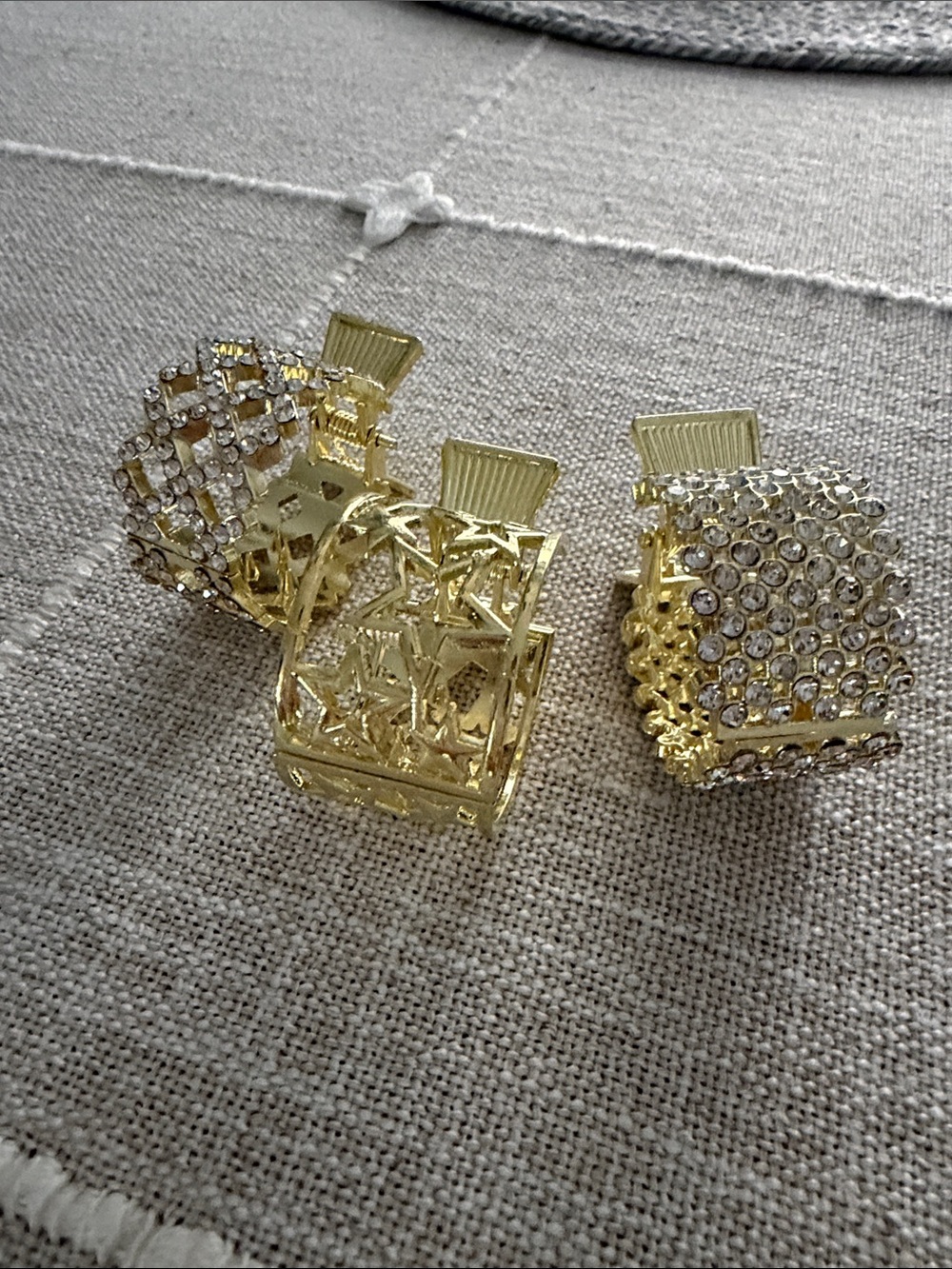 Gold Rhinestone High Ponytail Claw Clips Set – 3 pieces